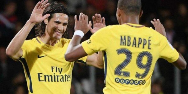  法甲豪门碰撞，巴黎圣日耳曼横扫马赛