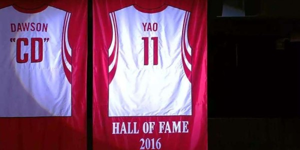  队长袖标激励前行，逆境中展现领袖范