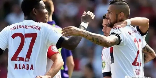  德国杯四分之一决赛，拜仁大胜法兰克福