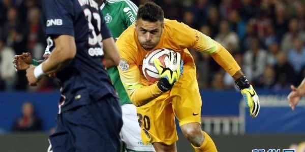  巴黎圣日耳曼主场大胜登顶