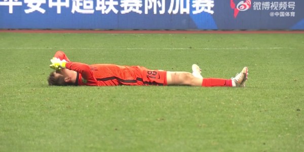  青训小将临危受命，处子球改写比分牌