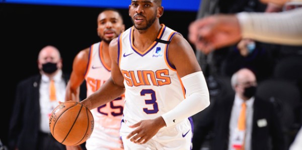  瓦塞尔三分精准马刺主场射落太阳