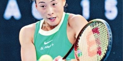  中国金花郑钦文突破，首进大满贯八强