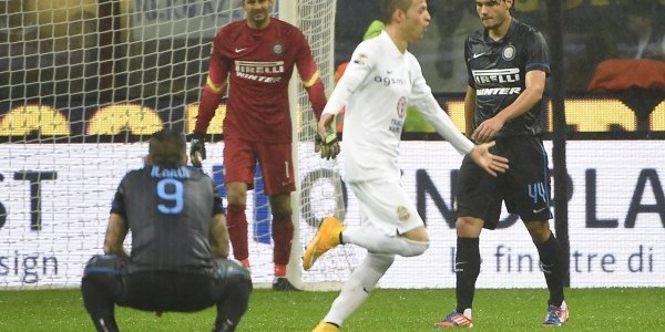  斯帕尔补时失误，到手三分变为一分  