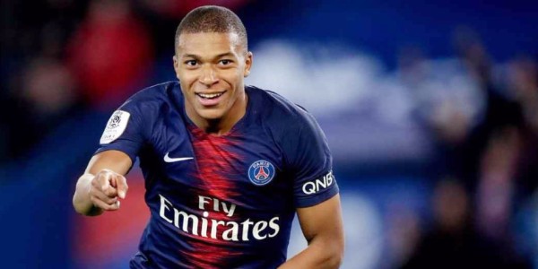  巴黎圣日耳曼凭借姆巴佩帽子戏法逆转取胜