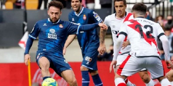  老将焕发第二春，经验助力球队稳居前列  