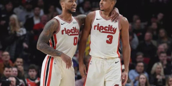  麦科勒姆末节发威开拓者逆转国王