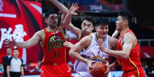  北控男篮多点开花，主场大胜南京同曦队