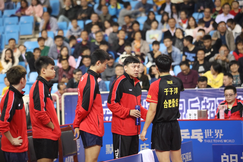  青年联赛启幕，新生代球员展风采