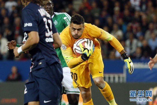  巴黎圣日耳曼主场大胜登顶